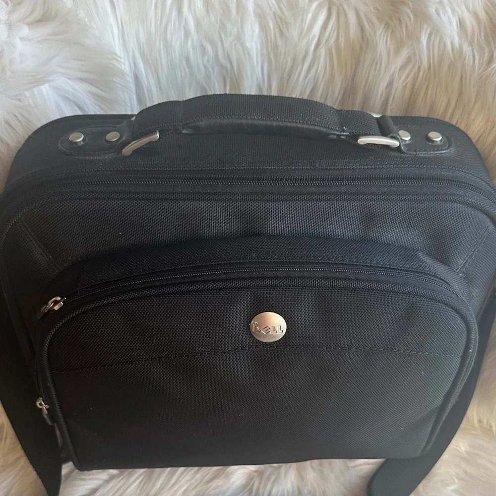 Dell Black Compact Laptop Briefcase with Shoulder Strap